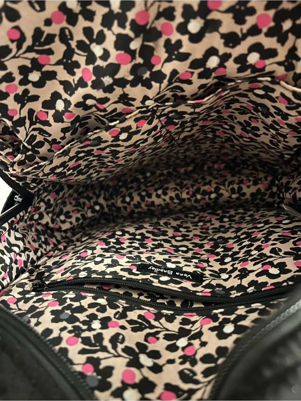 Vera Bradley quilted black